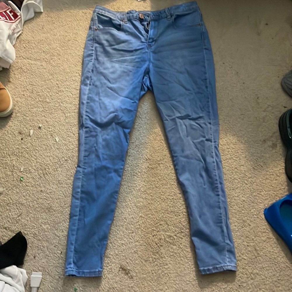 SO Jeans